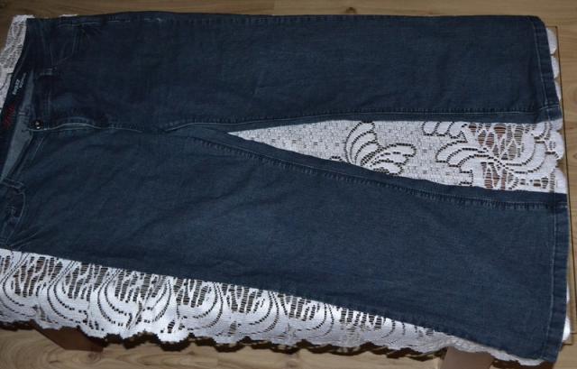 Daiktas melyni dzinsa