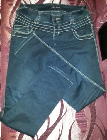 Daiktas Melyni dzinsai