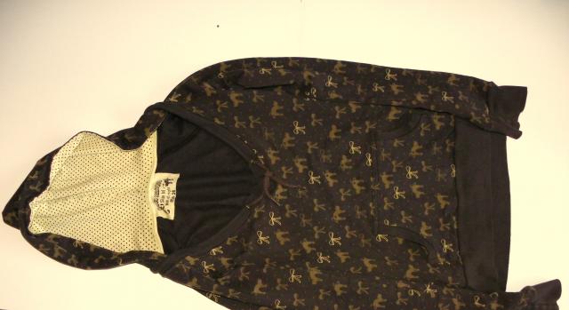 Daiktas berskos megztinukas 