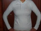 Daiktas baltas džemperis