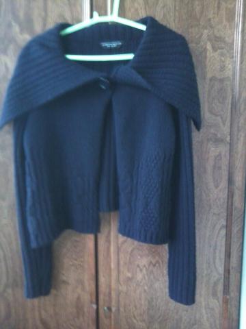 Daiktas juodas megstukas