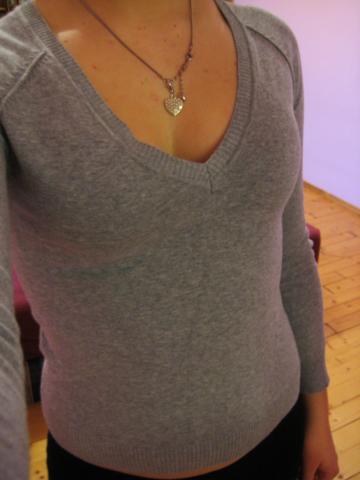 Daiktas Paprastas pilkas megztukas 