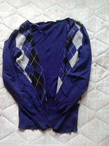 Daiktas Violetinis užsegamas megztukas