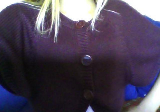 Daiktas megztinukas trumpas