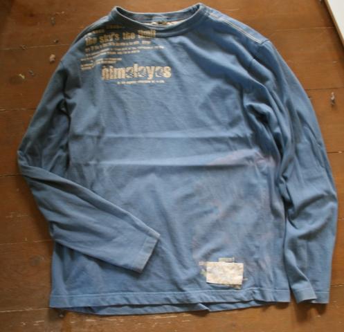 Daiktas bliuskute su uzrasais