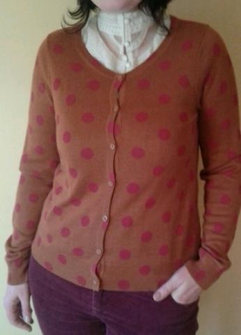 Daiktas Medvilninis megztukas su taskuciais