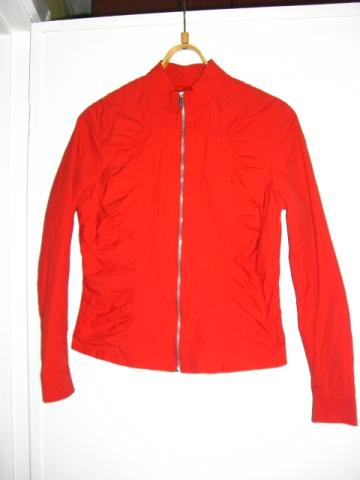 Daiktas SIUNTIMA APMOKU! Vasarine raudona striukyte