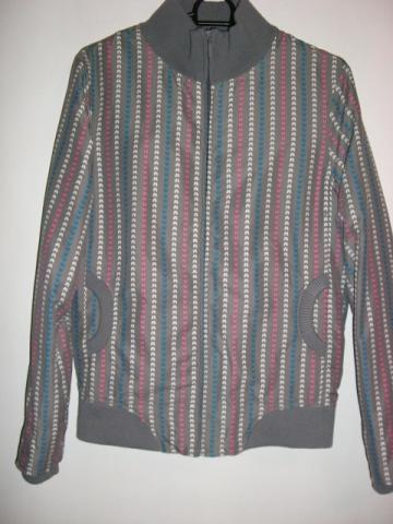 Daiktas SIUNTIMA APMOKU! plona striukyte