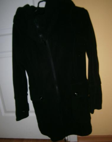 Daiktas Juodas pavasarinis paltukas