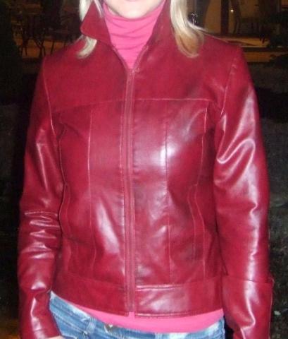 Daiktas Trumpa striukytė