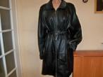 Daiktas Juodos spalvos natūralios odos paltas