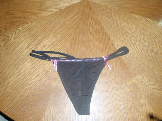 Daiktas Dailūs stringiukai