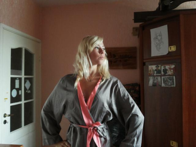 Daiktas Silkinis chalatelis