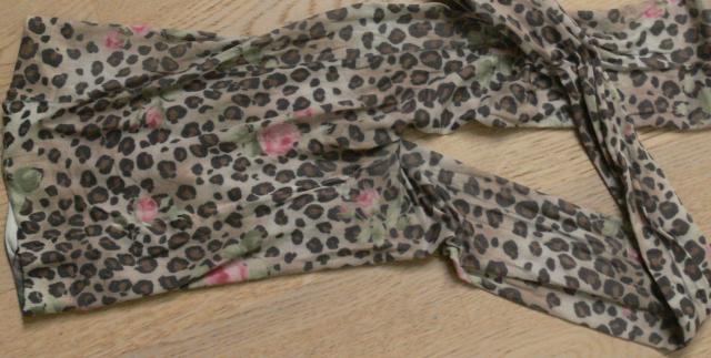 Daiktas Leopardinės tympės su rožytėmis