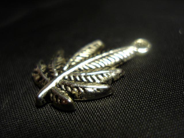 Daiktas Pakabutis - kanapė