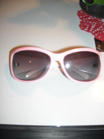 Daiktas ruzavi akinukai