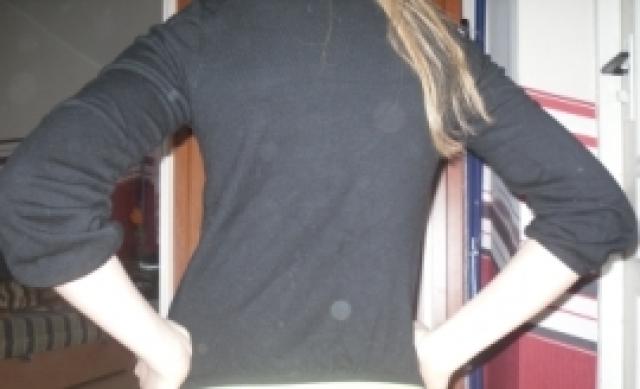 Daiktas Juodas megztukas. 