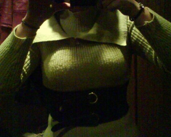 Daiktas žalias megztukas S/M