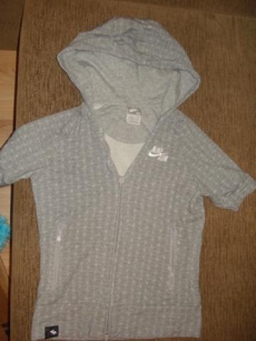 Daiktas Nike megztukas