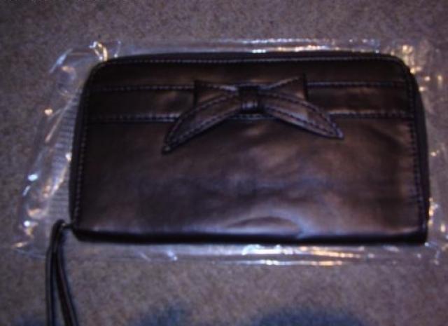 Daiktas AVON delniniuke