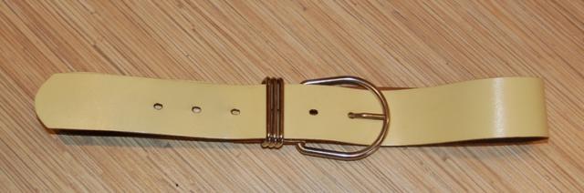 Daiktas Diržas - gelsvas