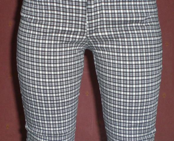 Daiktas languotos kelnės