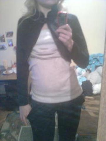 Daiktas Trumpas juodas svarkelis:)