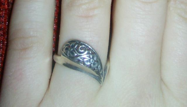 Daiktas sidarbrinis ziedas