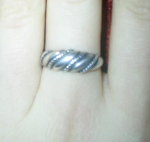 Daiktas sidarbrinis ziedas