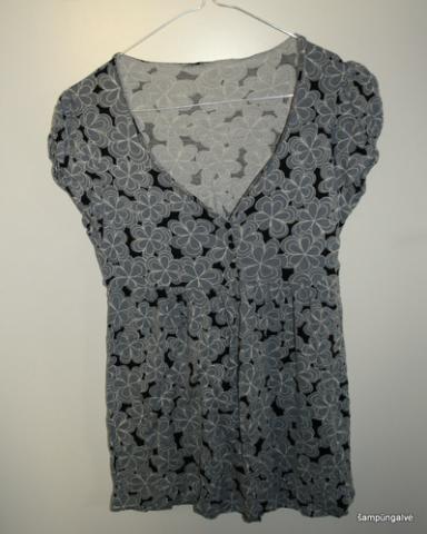 Daiktas Gėlėta tunika iš H&amp;M (M-L)