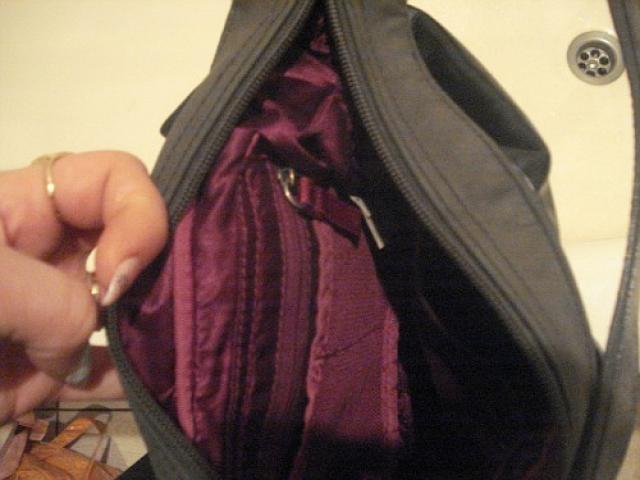 Daiktas Nike odinis tasiukas talpus