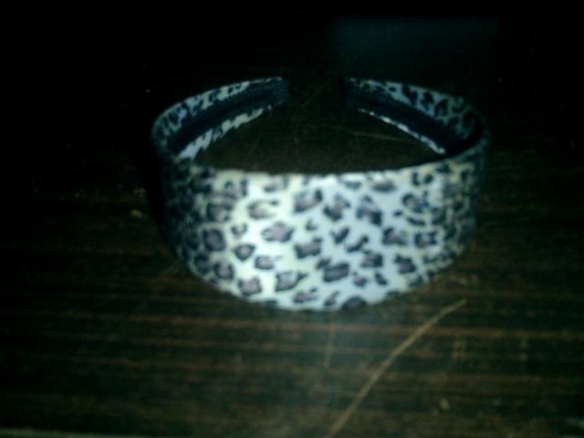 Daiktas lankelis plaukams tgr