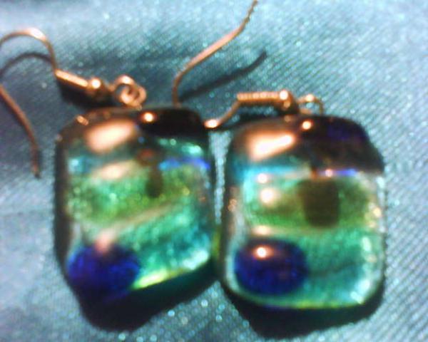 Daiktas stikliniai auskariukai