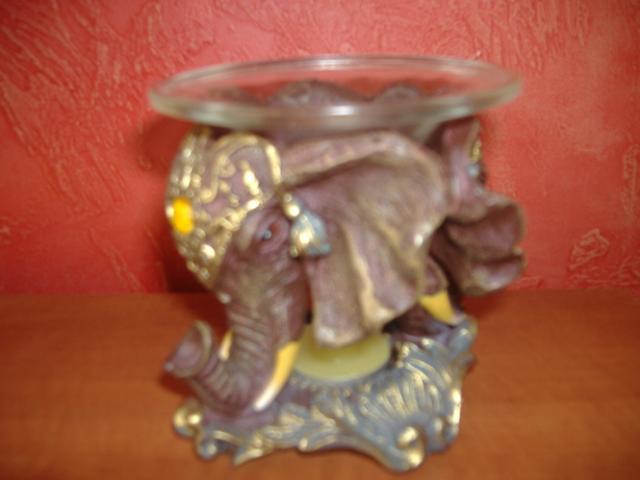 Daiktas drambliukas-žvakidė