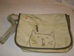 Daiktas Rankinė su kačiuku.