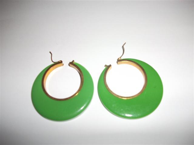 Daiktas zali auskarai