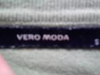Daiktas Žalias megztukas su V iškirpte VERO MODA