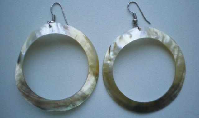 Daiktas dramblio kaulo auskarai