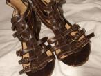 Daiktas gladiatorių tipo basutės 