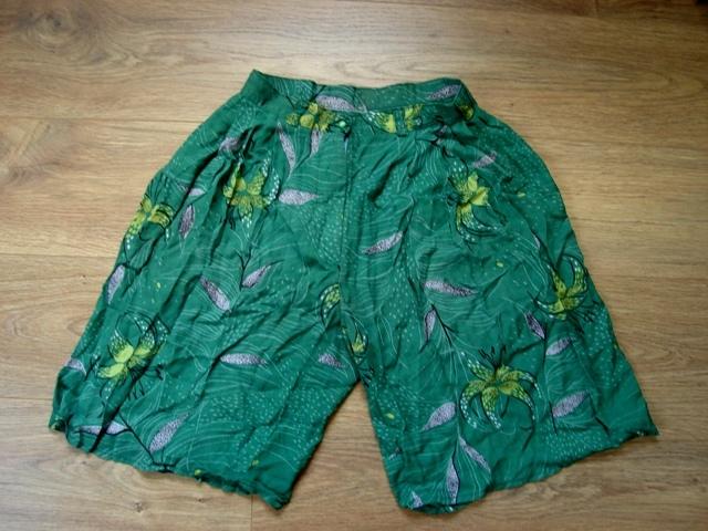 Daiktas Retro platūs šortai aukštu liemeniu, 34.