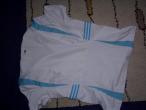 Daiktas Adidas marškinėliai.