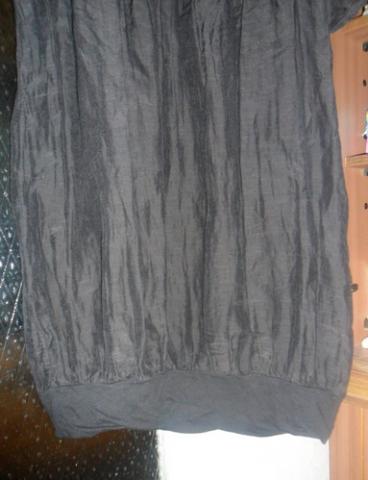 Daiktas Juoda maikutė su prisiūtomis petnešėlėmis :)