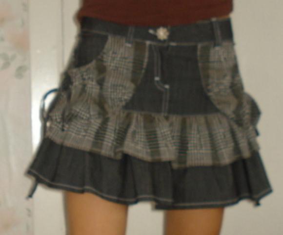 Daiktas pilkas sijonukas 