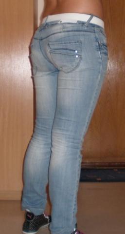 Daiktas džinsai