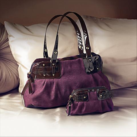 Daiktas rankinė ir kosmetinė. 