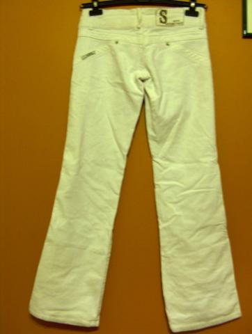 Daiktas Velvetinės kelnės, S