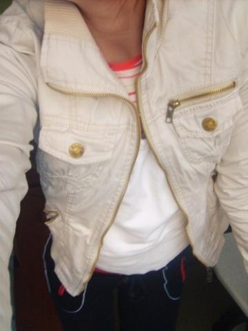 Daiktas Bershka švarkelis