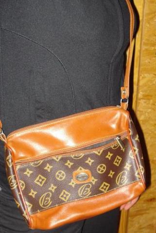 Daiktas tasyte per pety