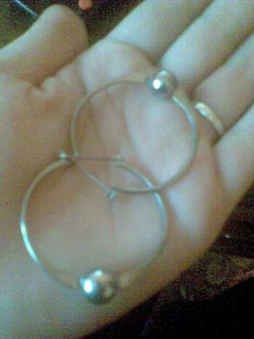 Daiktas Auskariukai-Rutuliukai;]