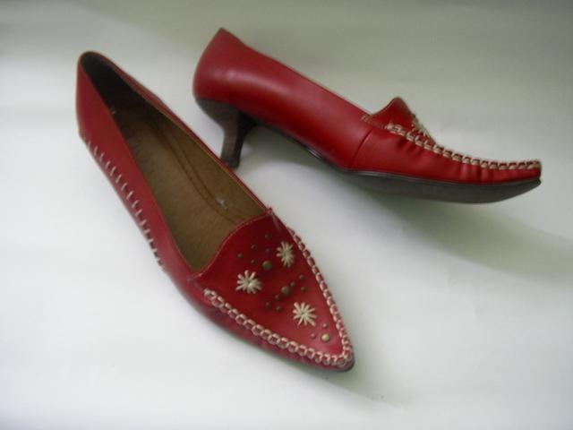 Daiktas Vyšniniai bateliai